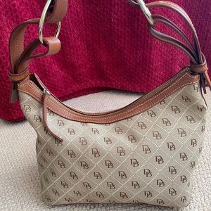 Dooney and Bourke Hangbag